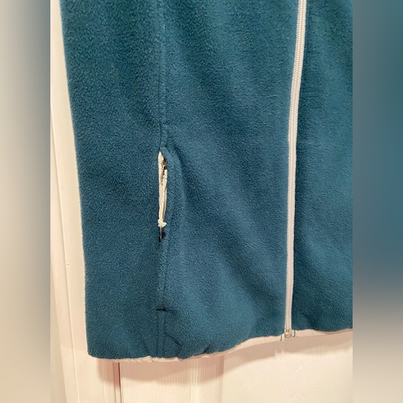 Eddie Bauer Women’s Full Zip Mock Neck Teal Fleece Vest Zip Pockets Size S - Picture 2 of 10